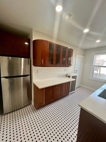 26 Chiswick Rd 13, Boston, MA 02135