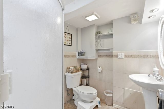 201 Floyd St, Belleville Twp., NJ 07109