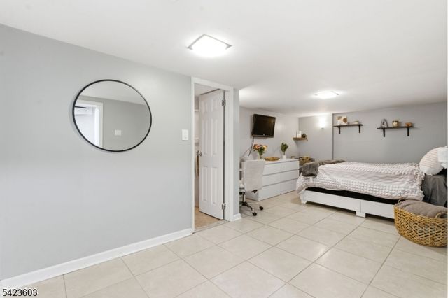 201 Floyd St, Belleville Twp., NJ 07109