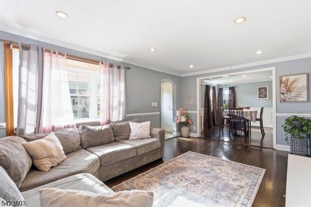201 Floyd St, Belleville Twp., NJ 07109