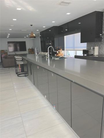 3340 SW 50th Street, Hollywood, FL 33312