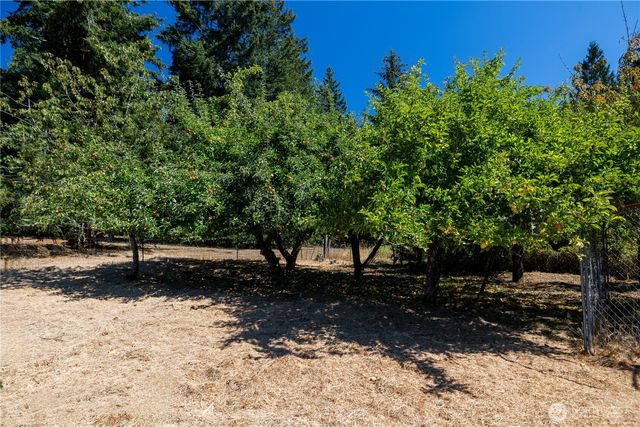 4110 Baker Ames Road NE, Olympia, WA 98506