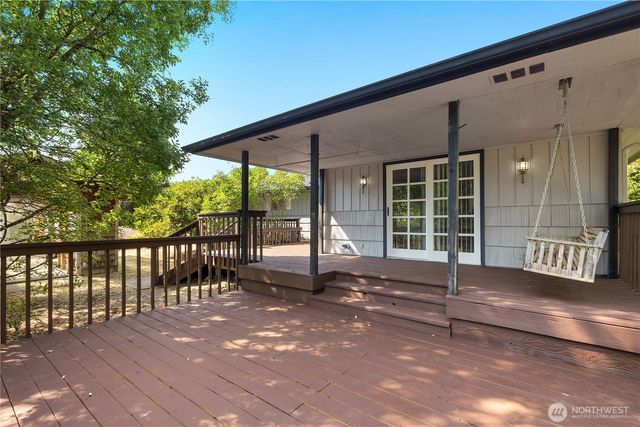 4110 Baker Ames Road NE, Olympia, WA 98506