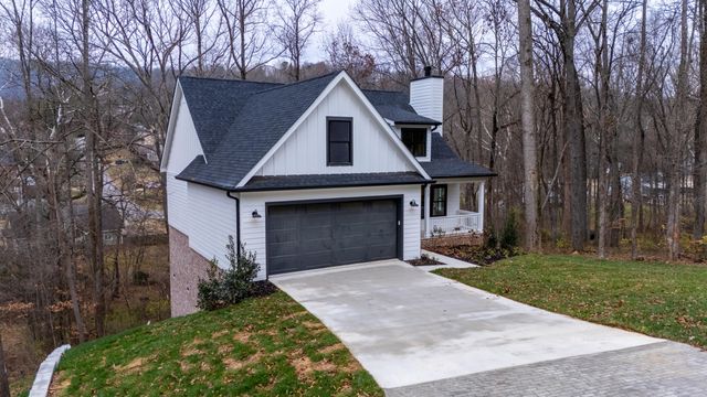 217 Lynnolen Lane, Chattanooga, TN 37415