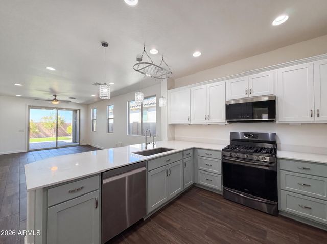 1224 E GLASS Lane, Phoenix, AZ 85042