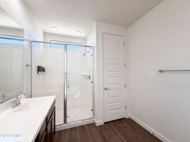 1224 E GLASS Lane, Phoenix, AZ 85042