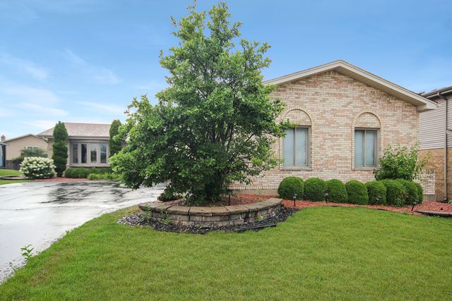 19018 Nightingale Lane, Country Club Hills, IL 60478