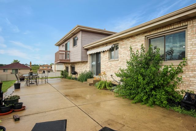 19018 Nightingale Lane, Country Club Hills, IL 60478