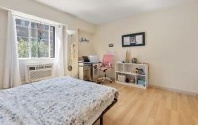 135 Pleasant St 201, Brookline, MA 02446