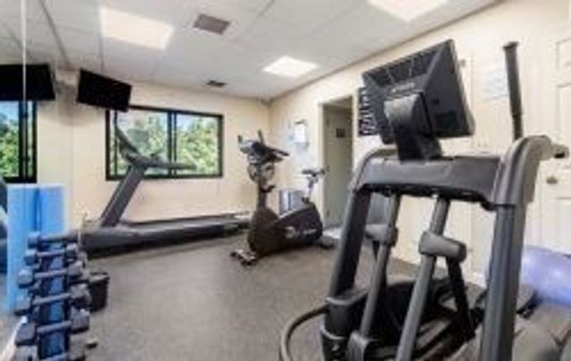 135 Pleasant St 201, Brookline, MA 02446