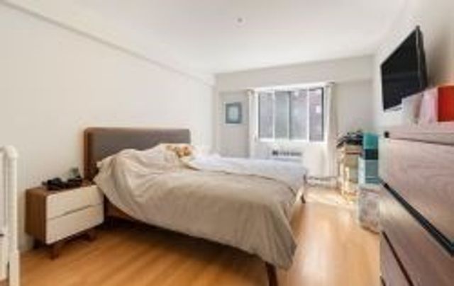 135 Pleasant St 201, Brookline, MA 02446
