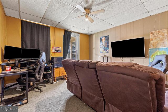 30 W MIDDLE ST, Hanover, PA 17331