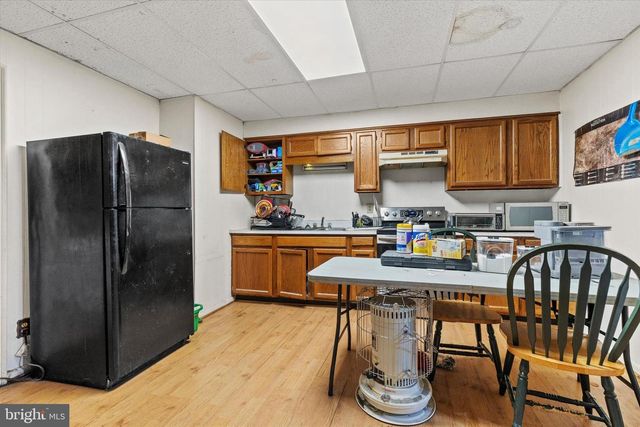 30 W MIDDLE ST, Hanover, PA 17331