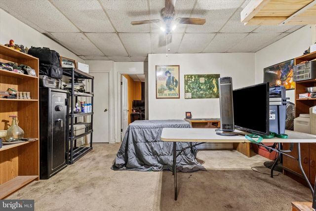 30 W MIDDLE ST, Hanover, PA 17331