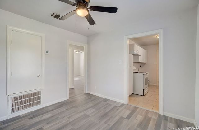 1622 Gorman, San Antonio, TX 78202