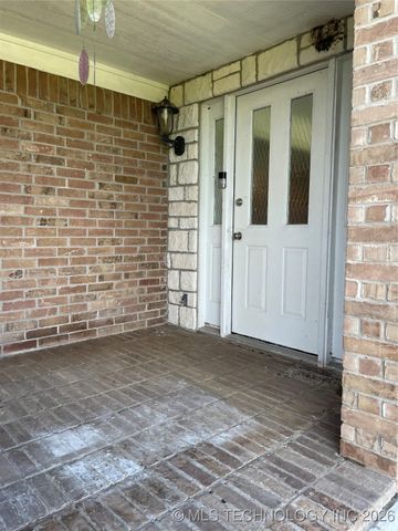 401 S Chickasaw, Kingston, OK 73439