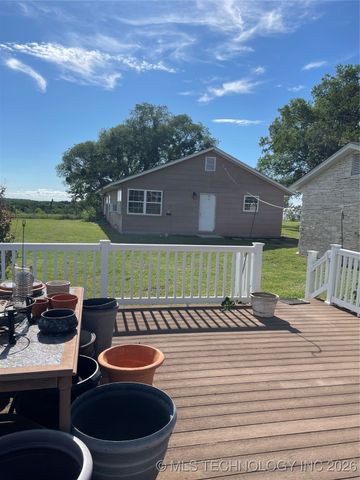 401 S Chickasaw, Kingston, OK 73439