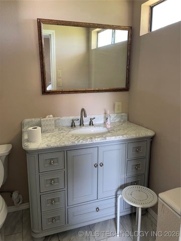 401 S Chickasaw, Kingston, OK 73439