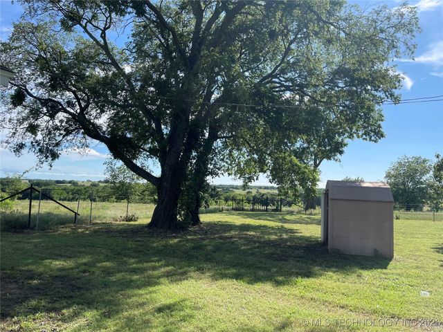 401 S Chickasaw, Kingston, OK 73439