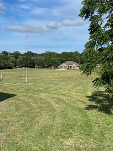 401 S Chickasaw, Kingston, OK 73439