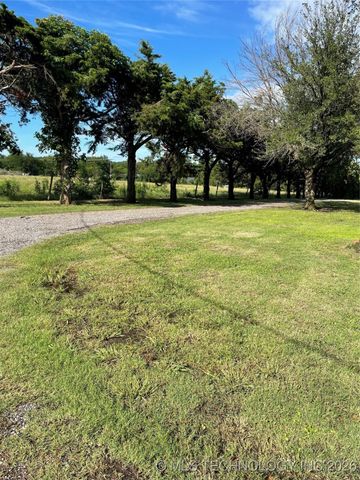 401 S Chickasaw, Kingston, OK 73439