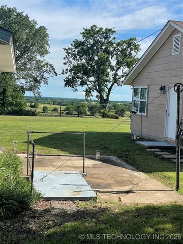 401 S Chickasaw, Kingston, OK 73439