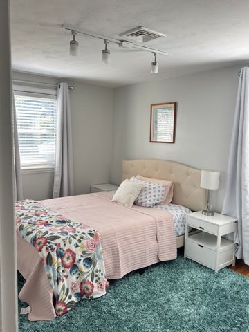 34 Brookline Ave 2, Hull, MA 02045