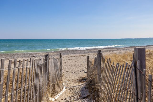 34 Brookline Ave 2, Hull, MA 02045