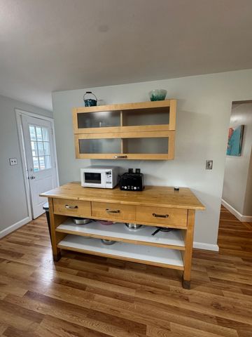 34 Brookline Ave 2, Hull, MA 02045