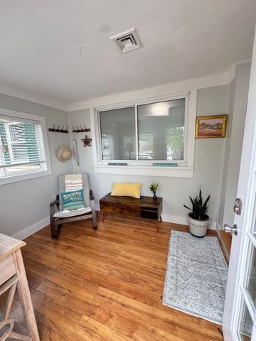 34 Brookline Ave 2, Hull, MA 02045