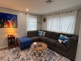 34 Brookline Ave 2, Hull, MA 02045