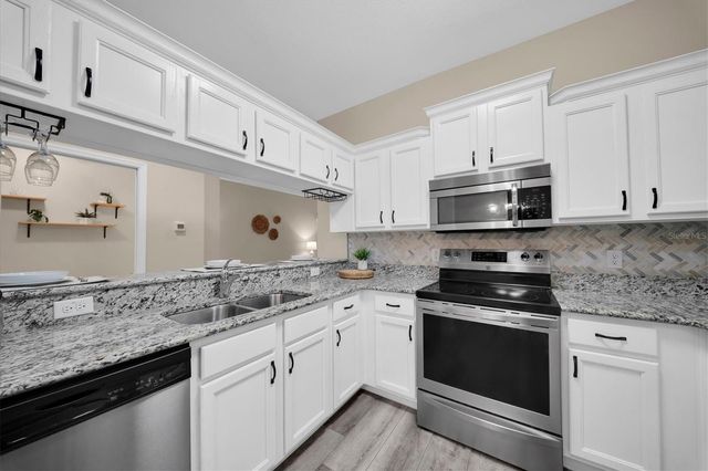7715 DAWSON CREEK LANE, New Port Richey, FL 34654