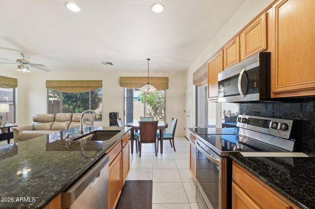 7304 E NORTHRIDGE Circle, Mesa, AZ 85207