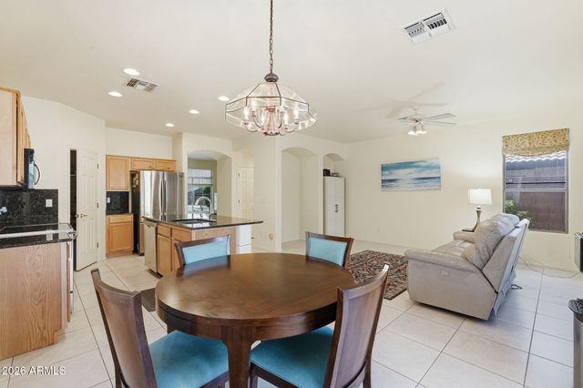 7304 E NORTHRIDGE Circle, Mesa, AZ 85207