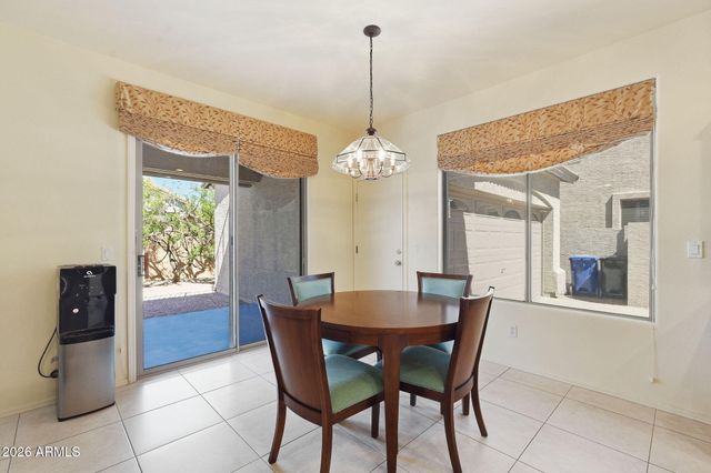 7304 E NORTHRIDGE Circle, Mesa, AZ 85207