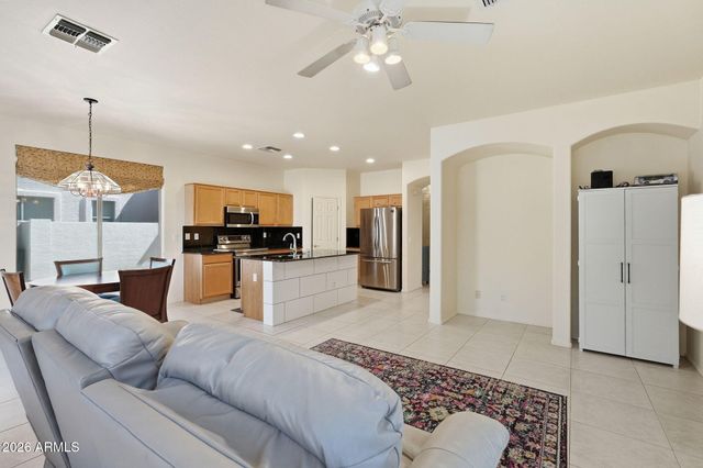 7304 E NORTHRIDGE Circle, Mesa, AZ 85207