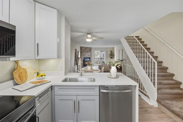 1811 S Quebec Way 82, Denver, CO 80231