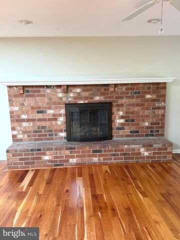 808 JOECK DR, West Chester, PA 19382