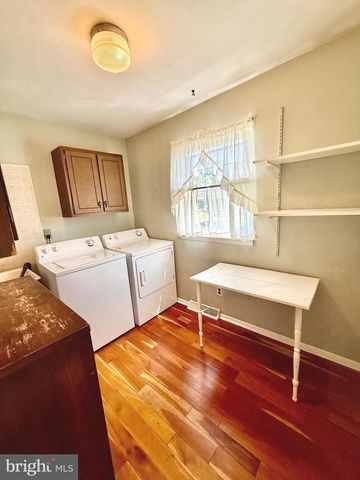 808 JOECK DR, West Chester, PA 19382