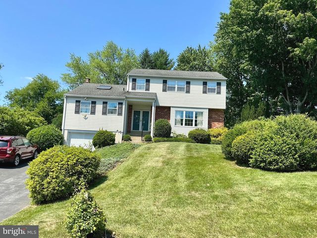 808 JOECK DR, West Chester, PA 19382