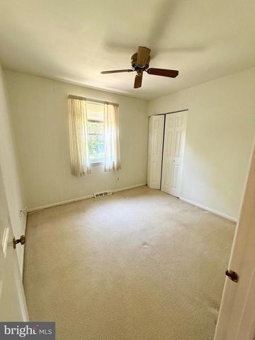 808 JOECK DR, West Chester, PA 19382