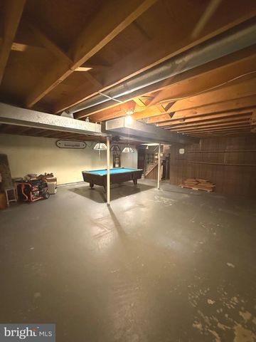 808 JOECK DR, West Chester, PA 19382