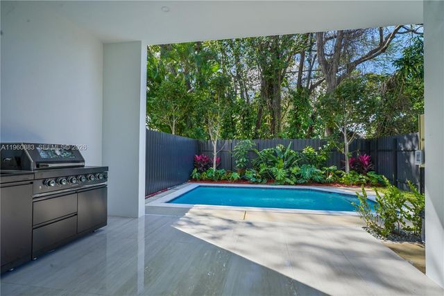 5116 NW 3rd Ave, Miami, FL 33127