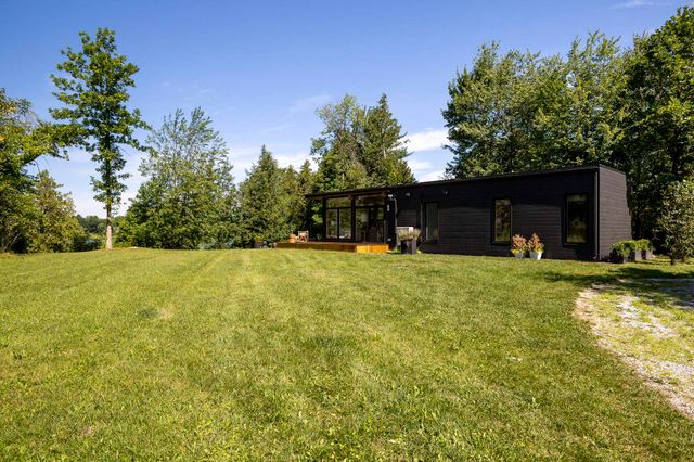 540 Northland Lane, North Hero, VT 05474