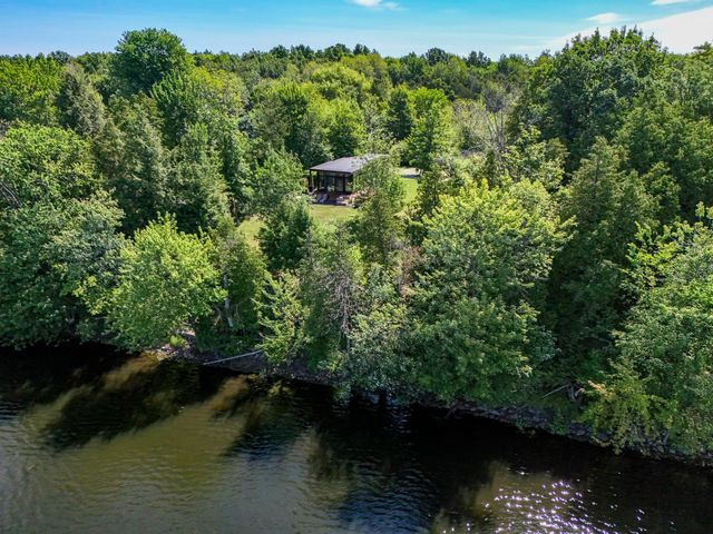 540 Northland Lane, North Hero, VT 05474