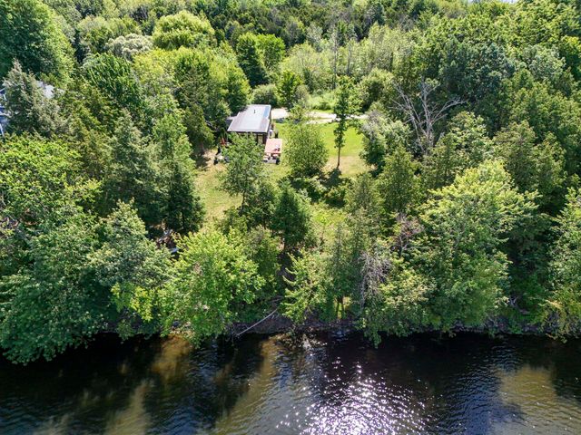540 Northland Lane, North Hero, VT 05474