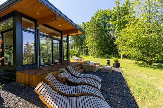 540 Northland Lane, North Hero, VT 05474