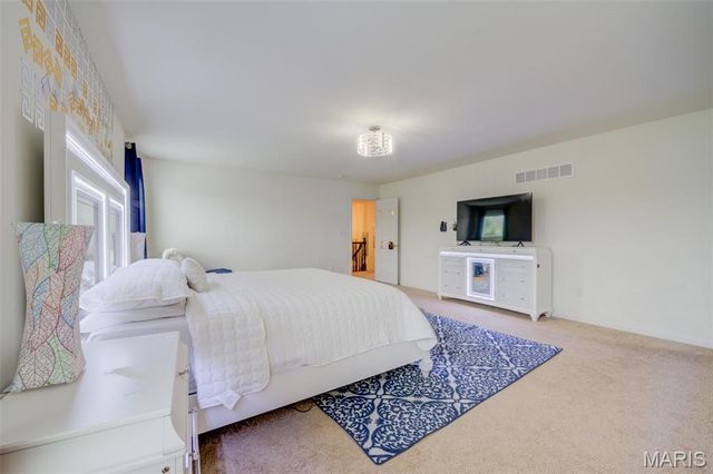 138 Prairie Wind Drive, Wentzville, MO 63385