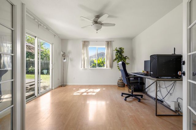 602 Oakborough Ave, Roseville, CA 95747