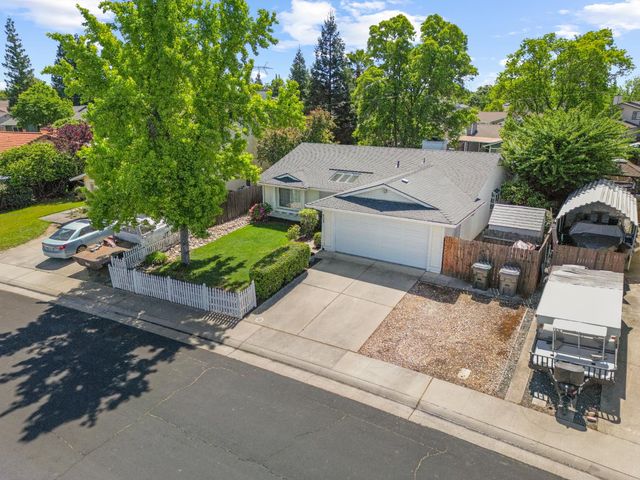 602 Oakborough Ave, Roseville, CA 95747